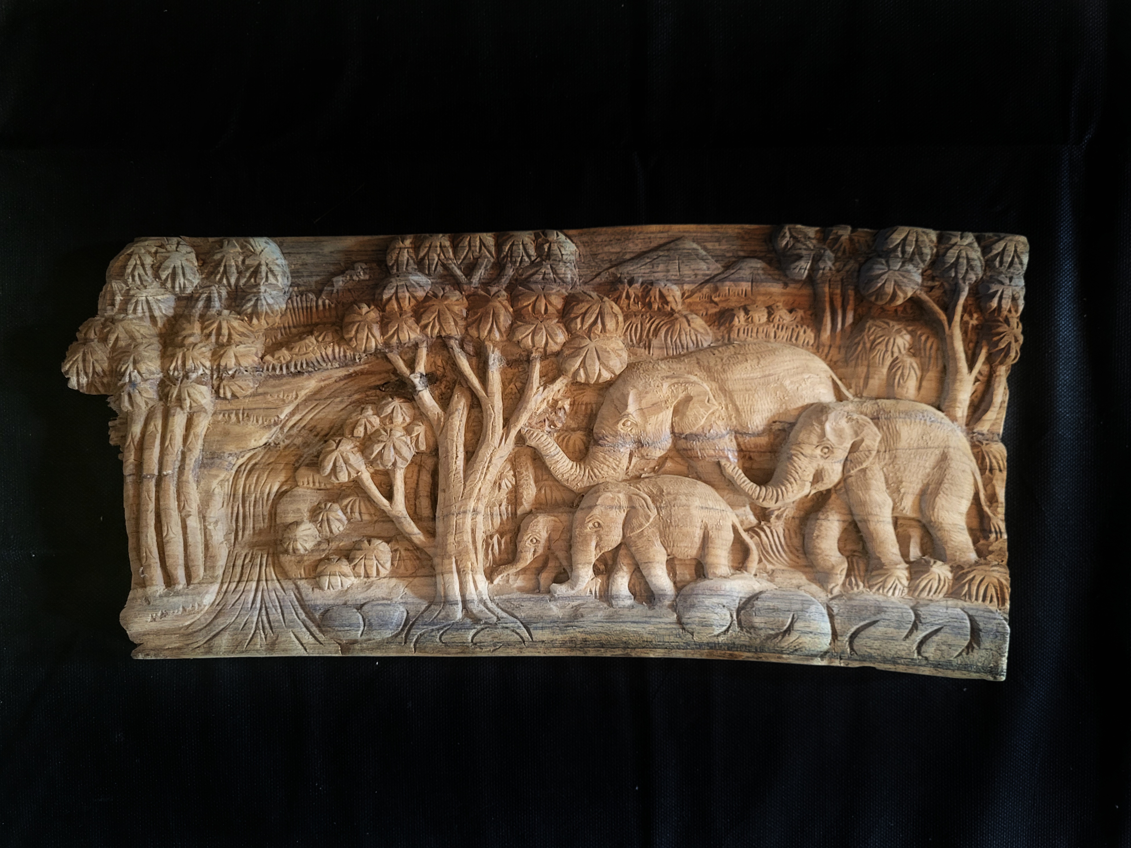 Dřevořezba sloni