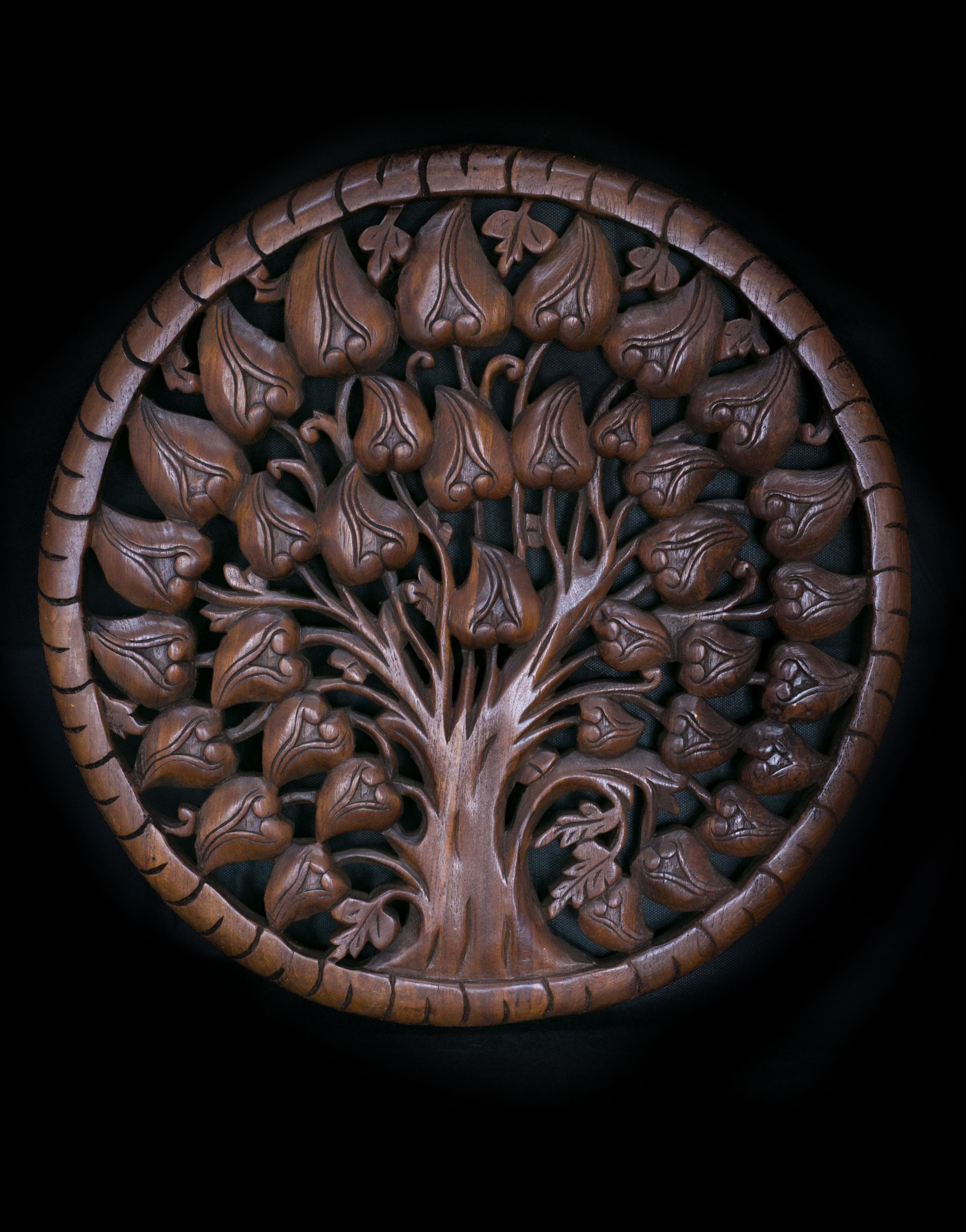 Dřevořezba kulatá