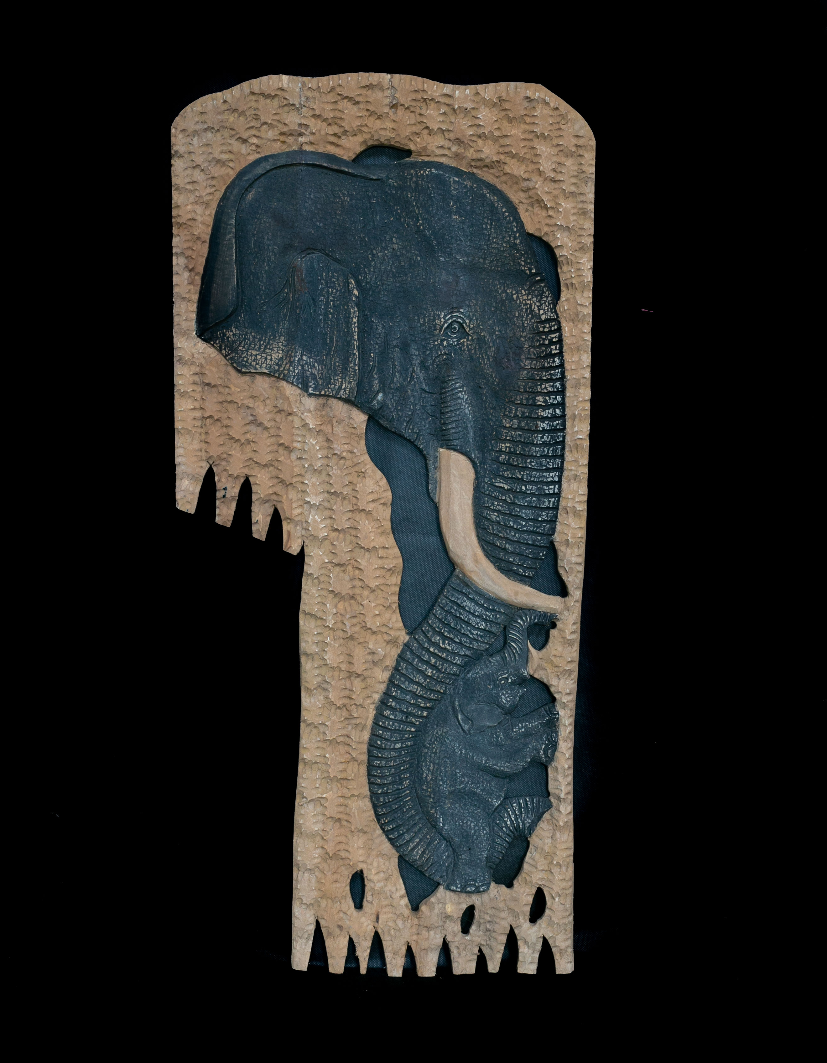 Dřevořezba sloni podélná