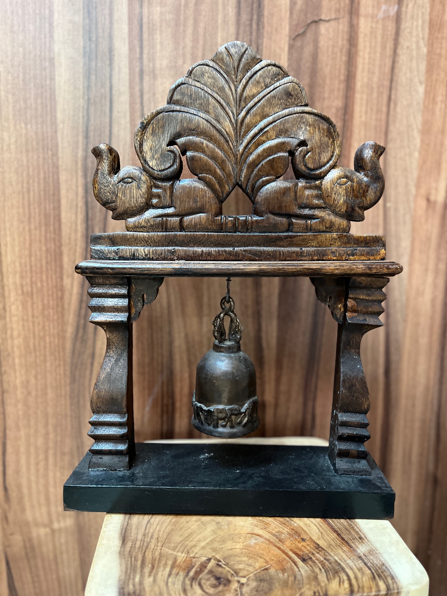 zvonek velký dřevo