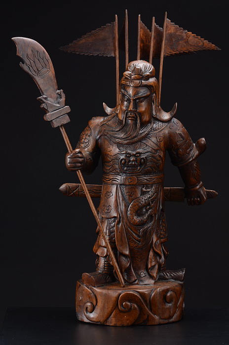 Dřevěná socha bojovníka NENÍ SKLADEM