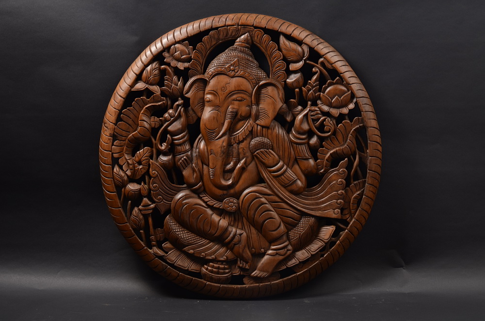 Ganesha - kulatá dřevořezba NENÍ SKLADEM