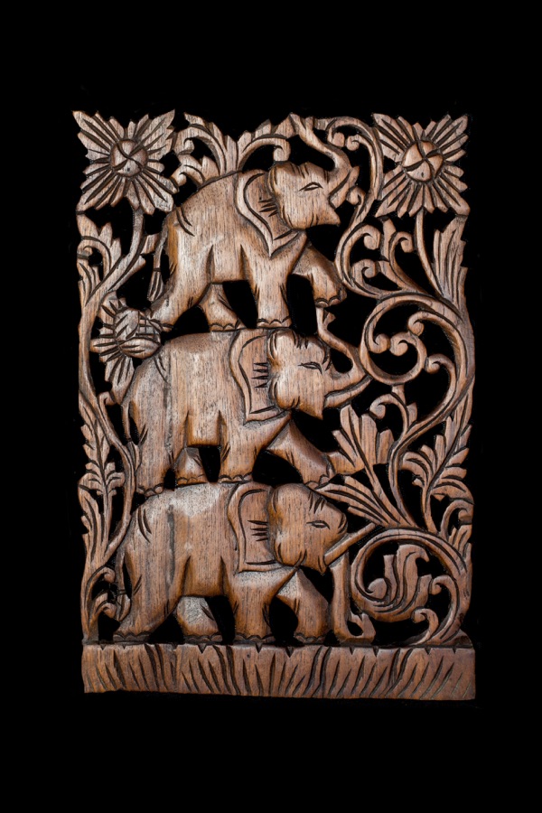 Dřevořezba se slony NENÍ SKLADEM