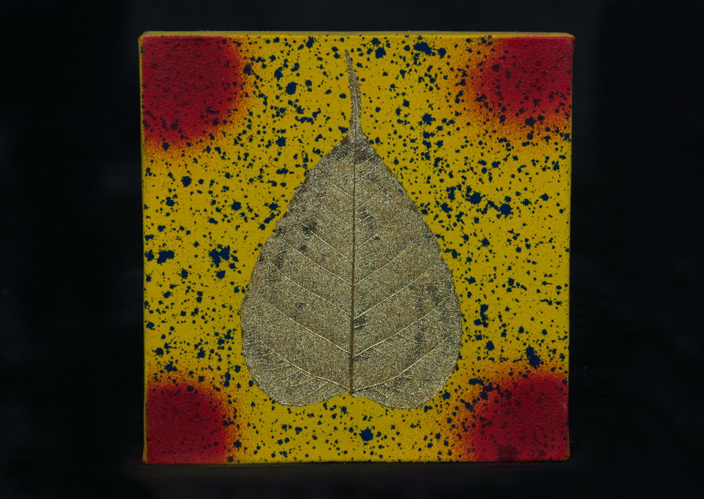 Zlatý list herbář, červené rohy