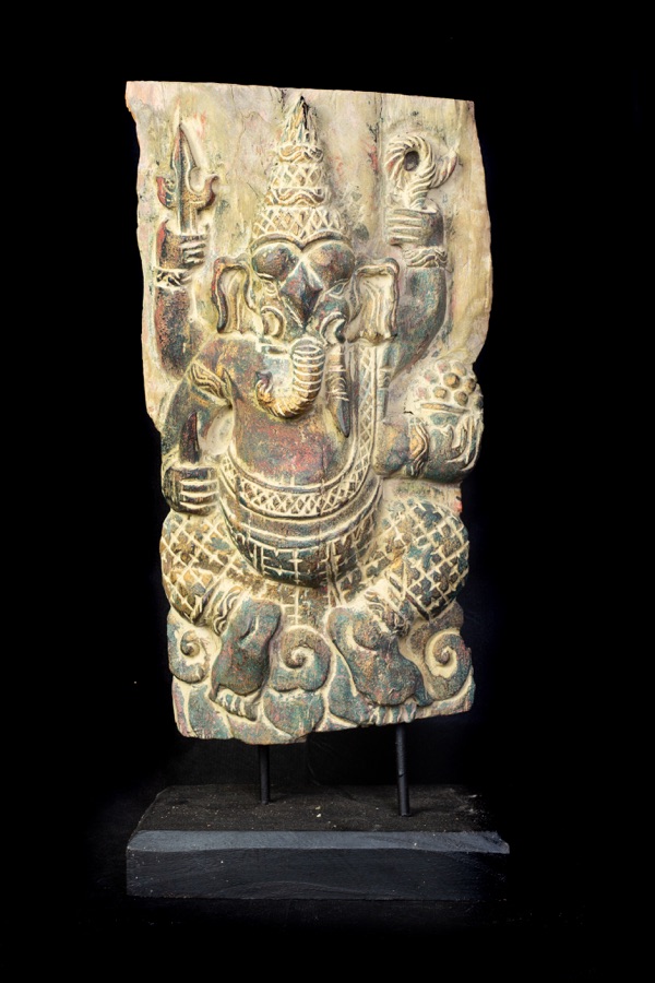 Ganesha, barevná socha